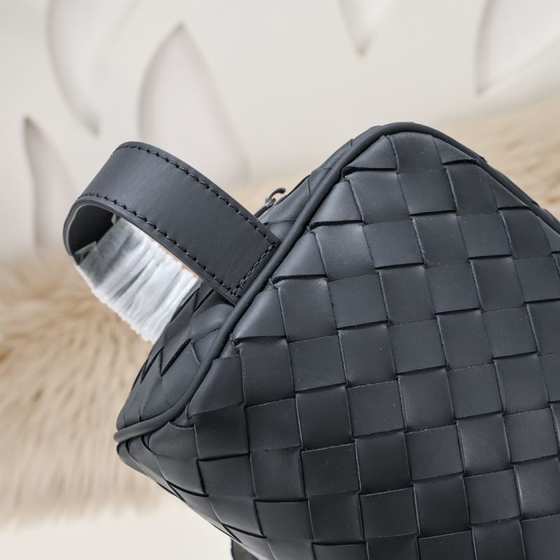 Mens Bottega Veneta Clutch Bags